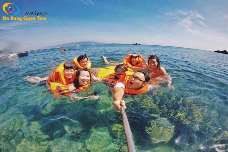 tour lặn ngắm san hô cù lao chàm