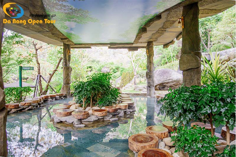 tour núi thần tài đà nẵng