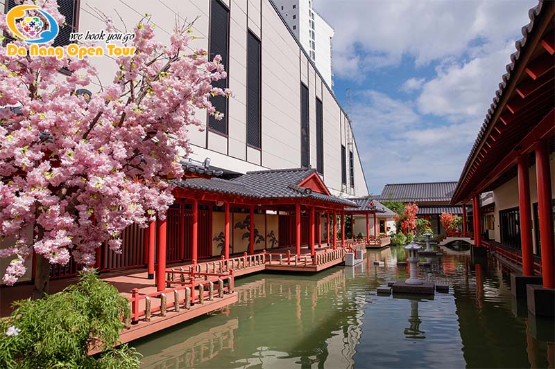 bể tắm onsen công cộng