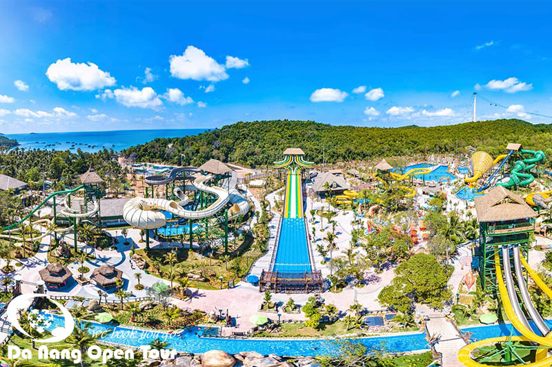 Công viên nước Aquatopia Hòn Thơm Phú Quốc trong Tour Ghép Phú Quốc 4 ngày 3 đêm