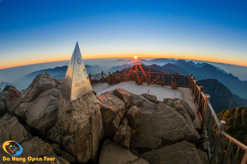 Chinh phục đỉnh Fansipan Sapa