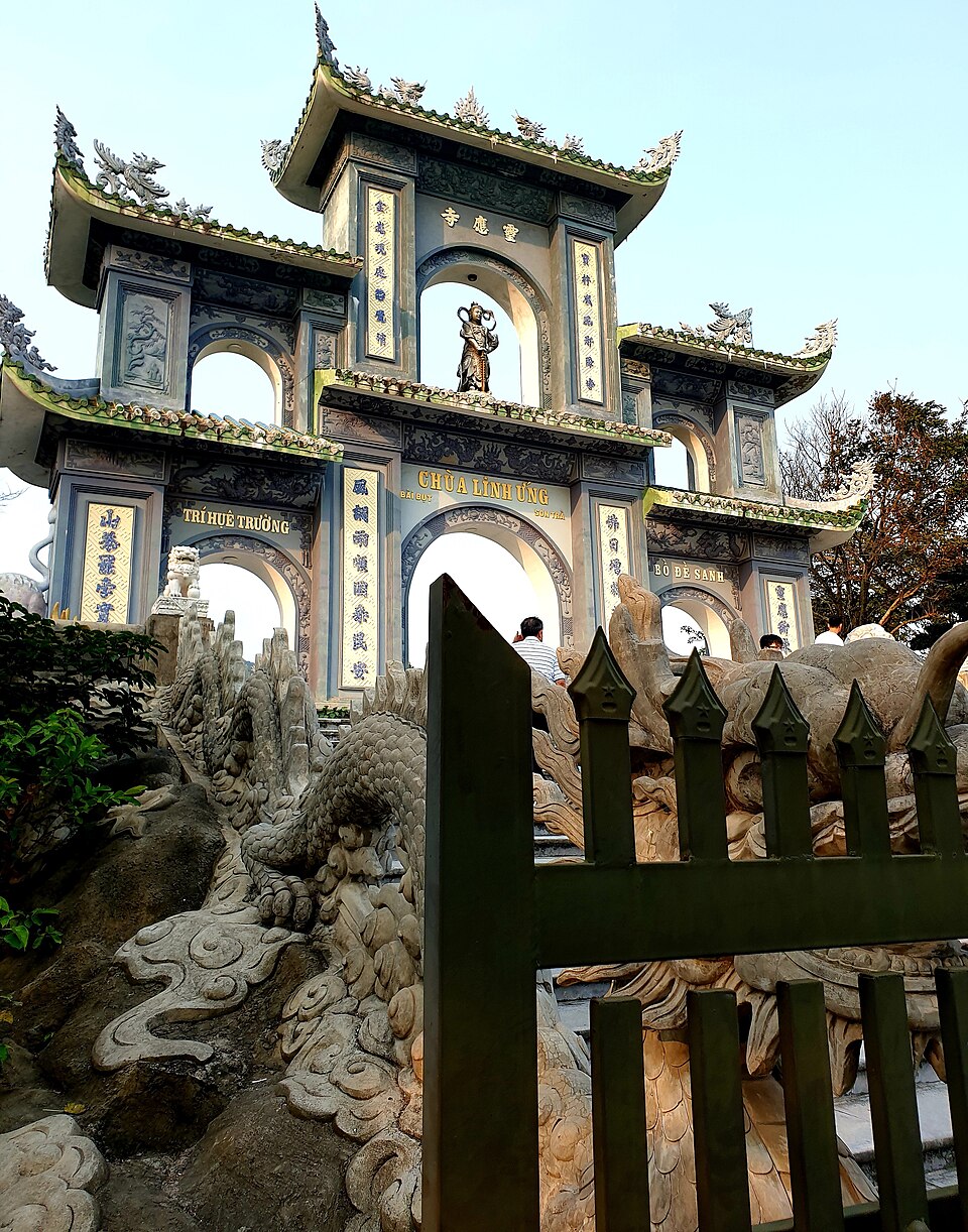 Hình minh họa: Thời Gian Lý Tưởng Và Cách Di Chuyển Đến Chùa Linh Ứng Hình minh họa: Thời Gian Lý Tưởng Và Cách Di Chuyển Đến Chùa Linh Ứng