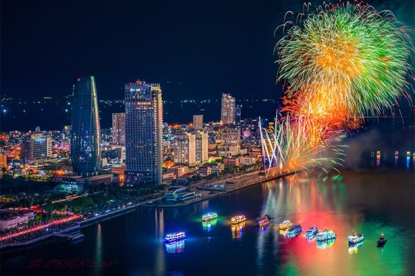 vé pháo hoa đà nẵng